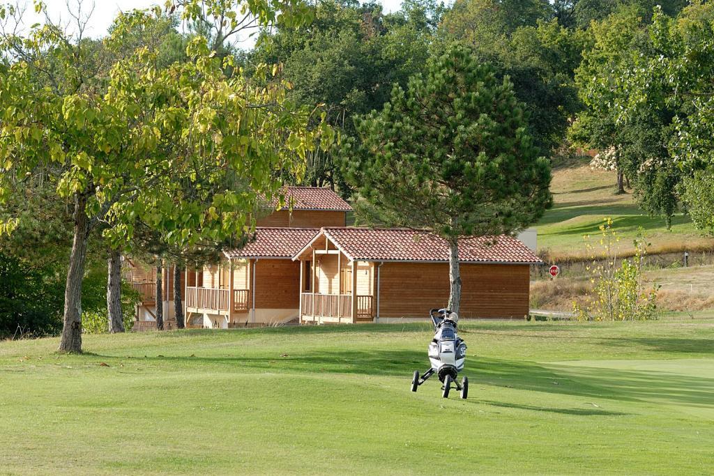 Madame Vacances - Residence Du Golf D'Armagnac Eauze Kamer foto